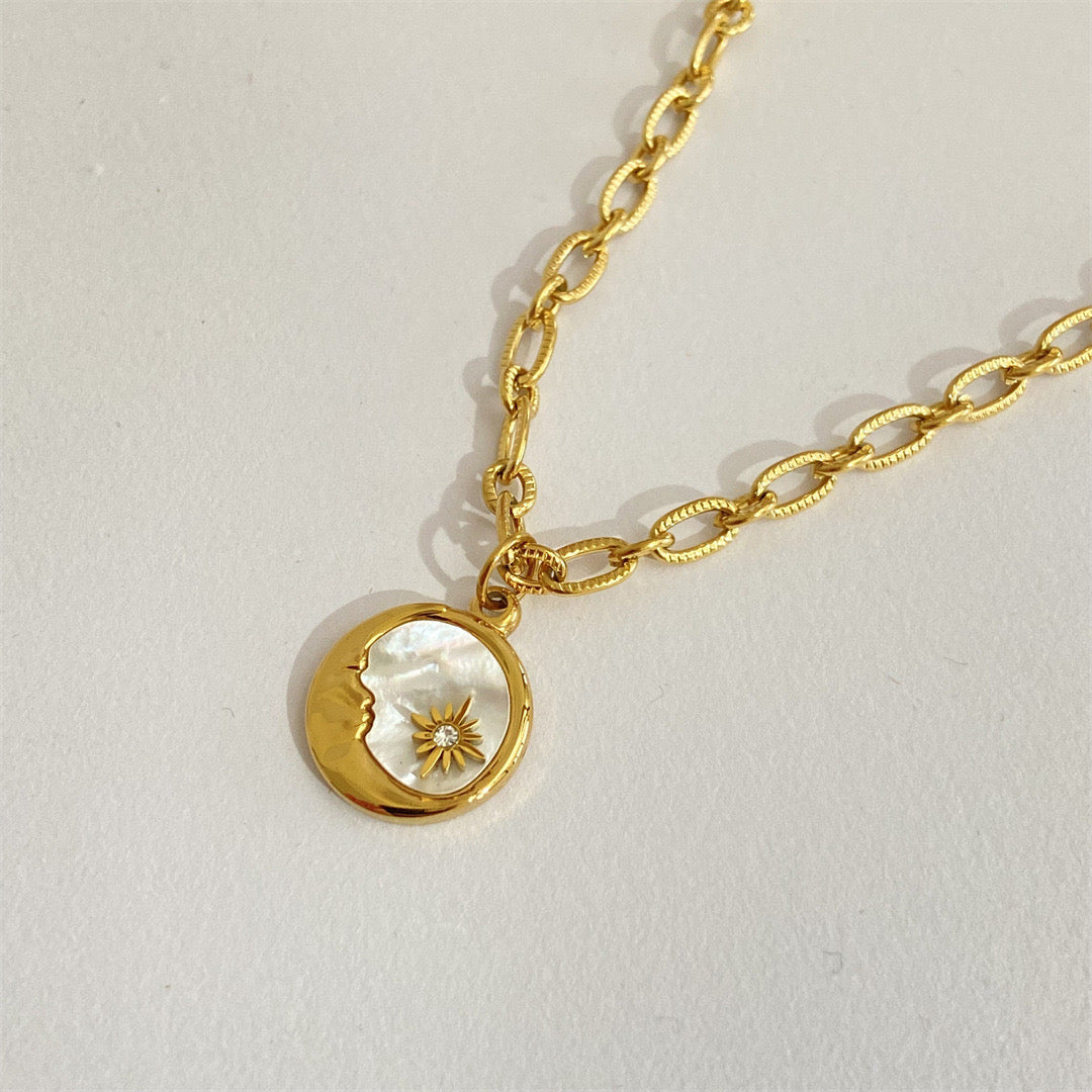 Moon and sun chain