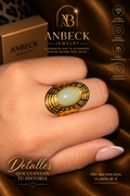 Anillo Óvalo Verde – Elegancia Atemporal
